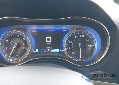 2017 Chrysler 300 Limited из США, поврежденный, VIN 2C3CCAAGXHH577023